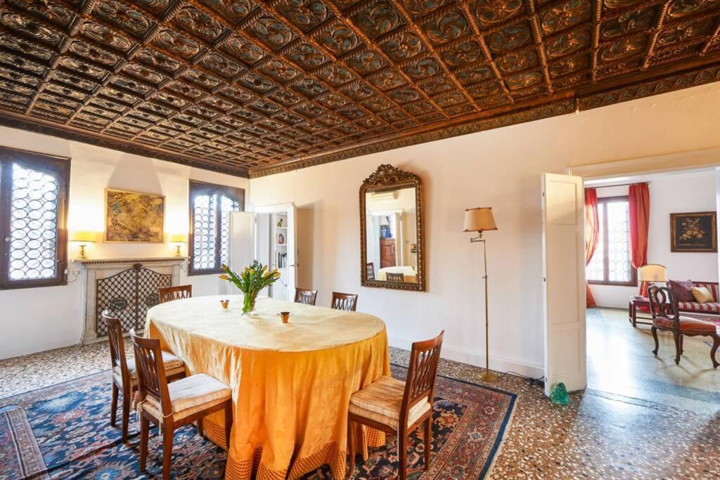 Ca' Fenice, Charming Apartment In San Marco, Sleep 7 Venice Ngoại thất bức ảnh