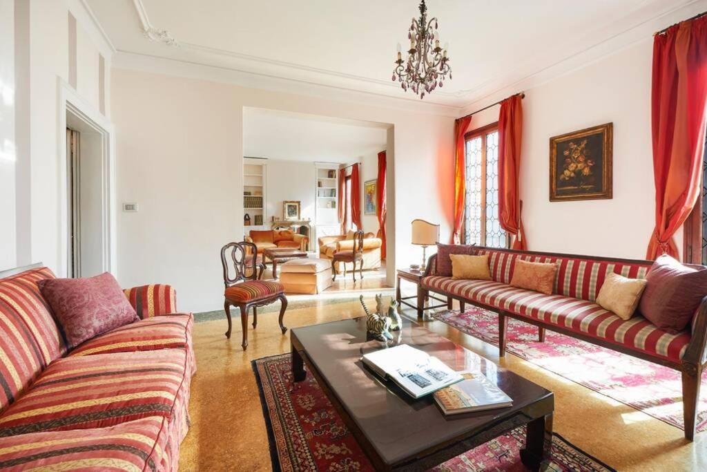 Ca' Fenice, Charming Apartment In San Marco, Sleep 7 Venice Ngoại thất bức ảnh