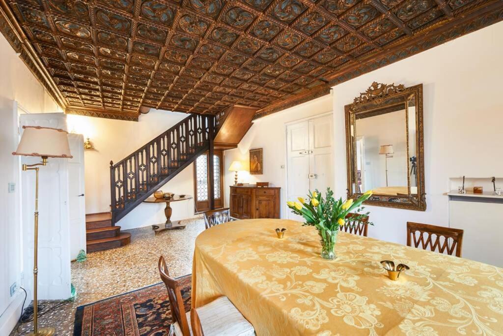 Ca' Fenice, Charming Apartment In San Marco, Sleep 7 Venice Ngoại thất bức ảnh