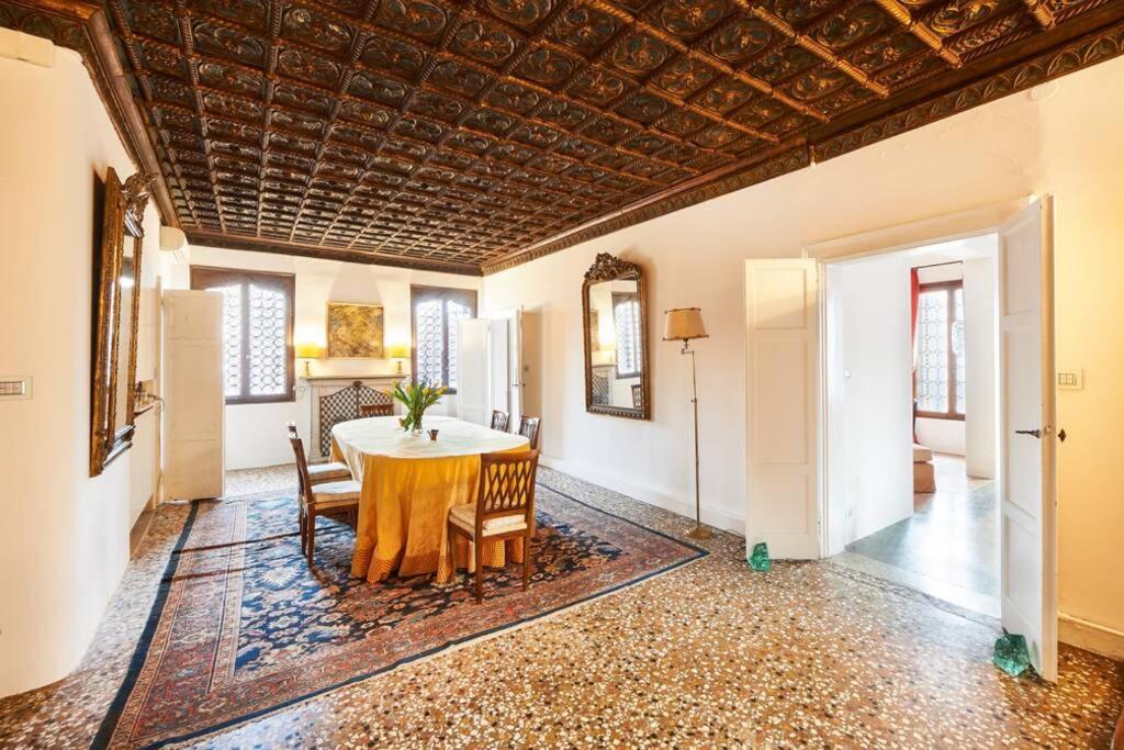 Ca' Fenice, Charming Apartment In San Marco, Sleep 7 Venice Ngoại thất bức ảnh